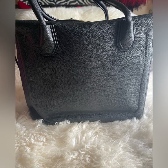 Michael Kors MERCER LEATHER CROSSBODY BAG - Picture 5 of 6